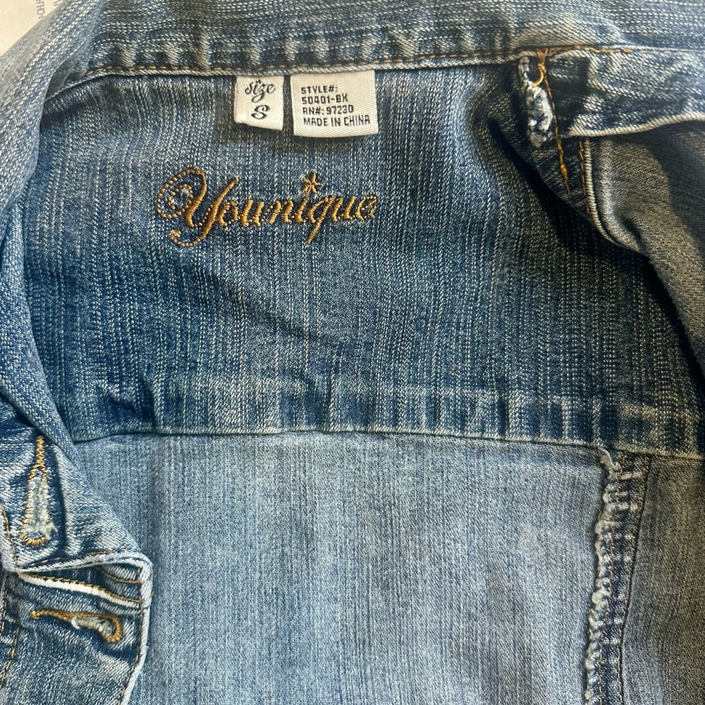 Younique Light Blue Denim Cropped Jacket with Gold Embroidery Small - Picture 4 of 4